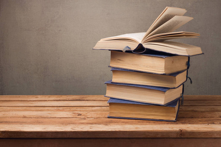 雙雀酒教育 以圖片、素材與圖書構建全方位的酒文化傳承體系